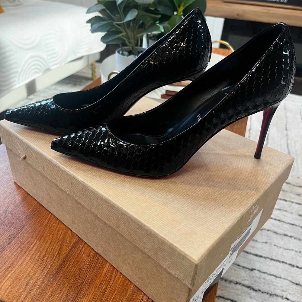 Christian Louboutin - Kate 85 - Like new Black only worn 1 time size 9 - Picture 3 of 8